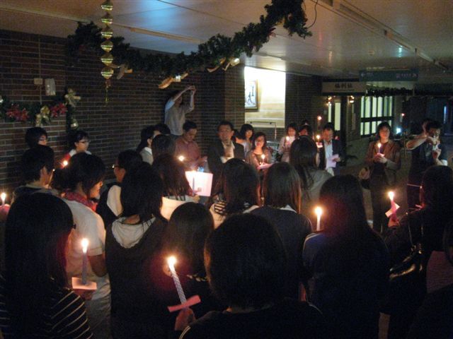 2009聖誕點燈儀式(另開新視窗/jpg檔)